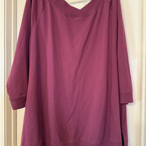 Off the shoulder sweatshirt - Picture 3 of 3